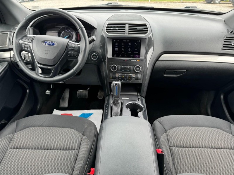 2018 Ford Explorer XLT photo