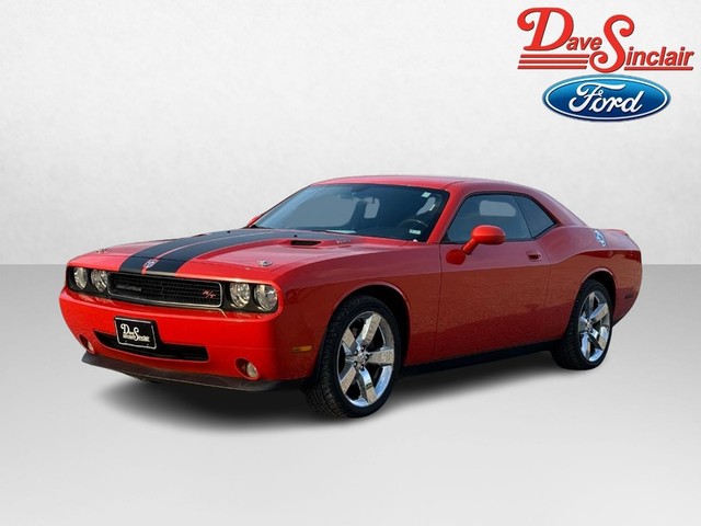 more details - dodge challenger