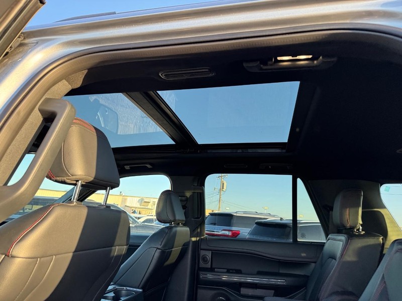 Ford Expedition Max Vehicle Image 14