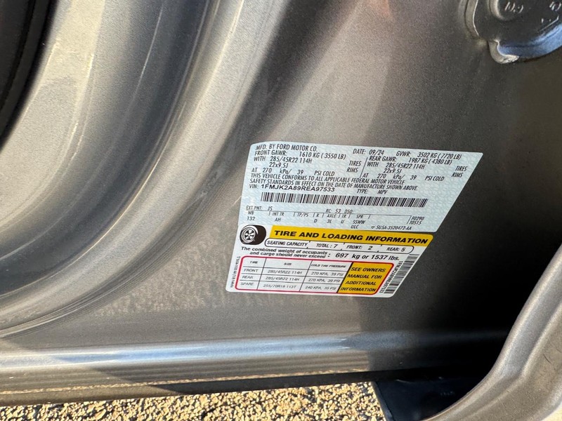 Ford Expedition Max Vehicle Image 30