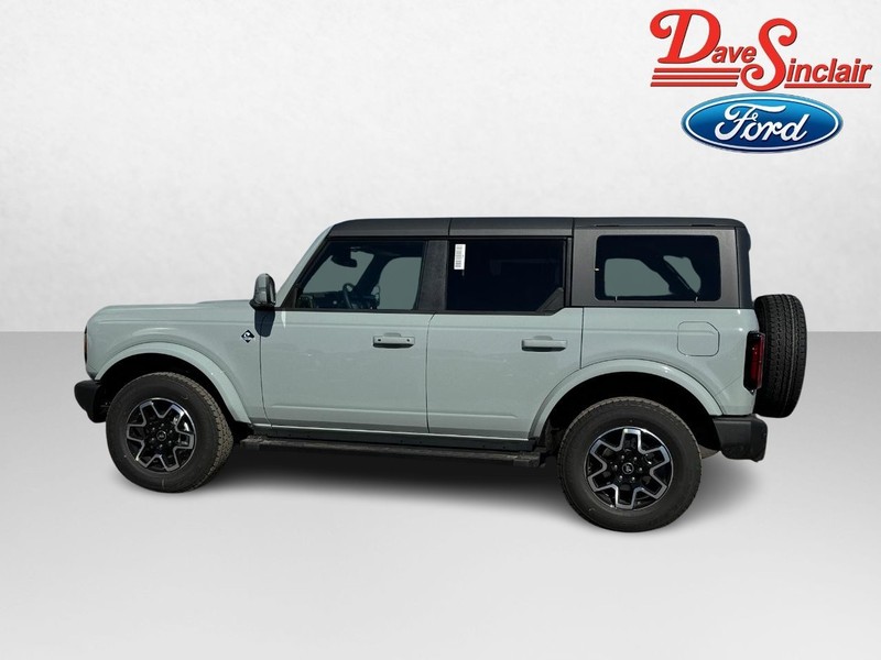 Ford Bronco Vehicle Image 10