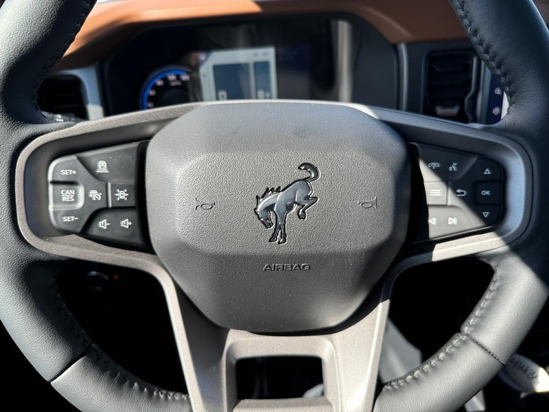 Ford Bronco Vehicle Image 20