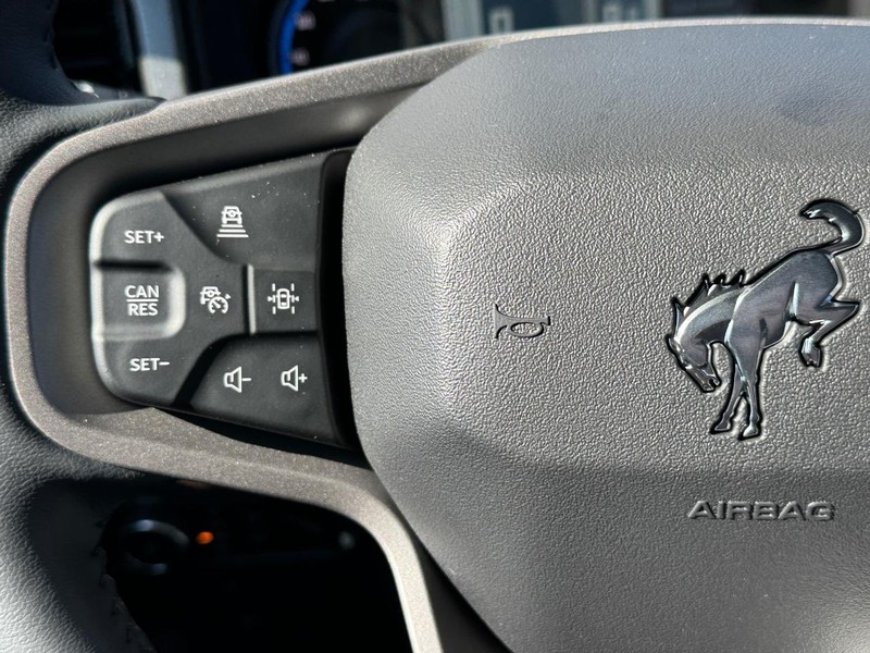 Ford Bronco Vehicle Image 21