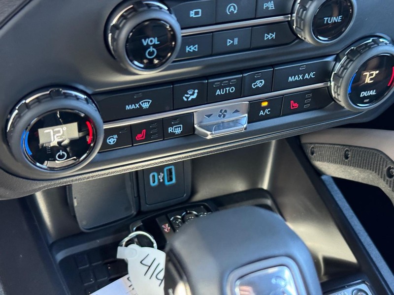Ford Bronco Vehicle Image 23