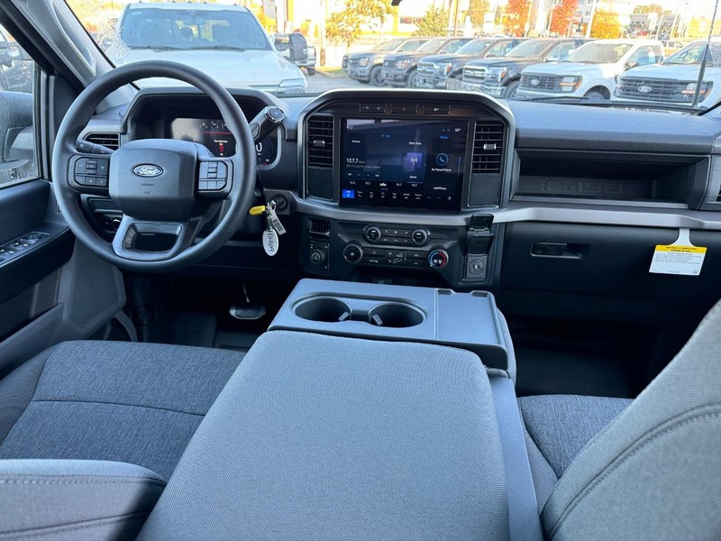 Ford F-150 Vehicle Image 13