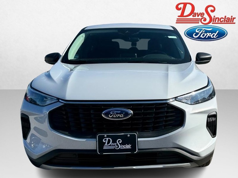 Ford Escape Vehicle Image 02