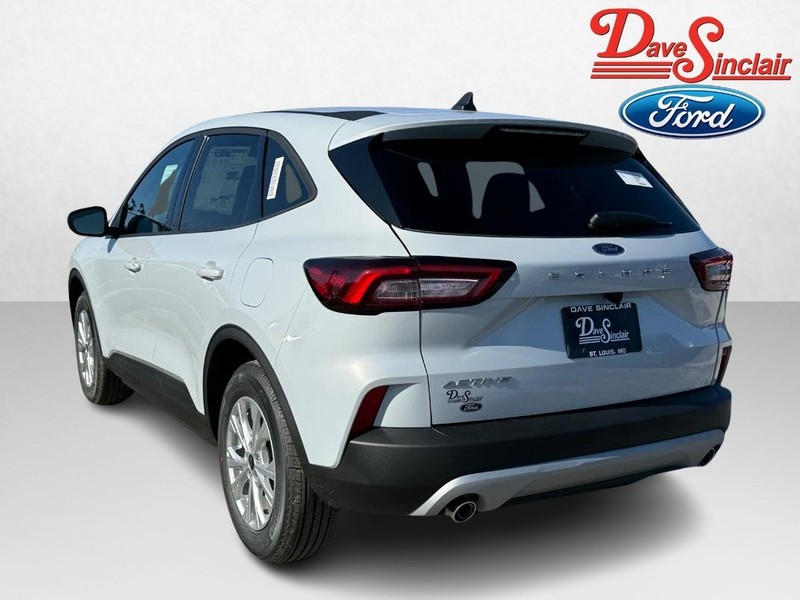 Ford Escape Vehicle Image 09