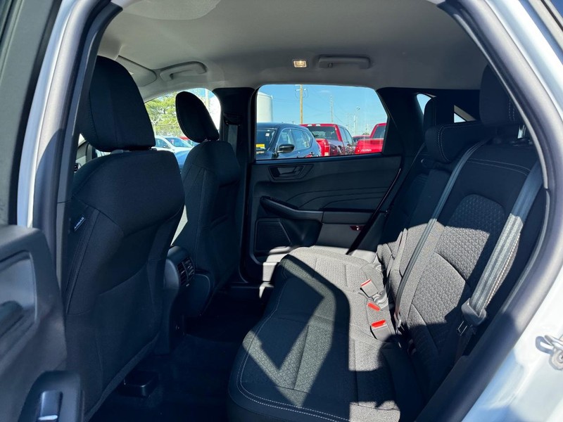 Ford Escape Vehicle Image 12
