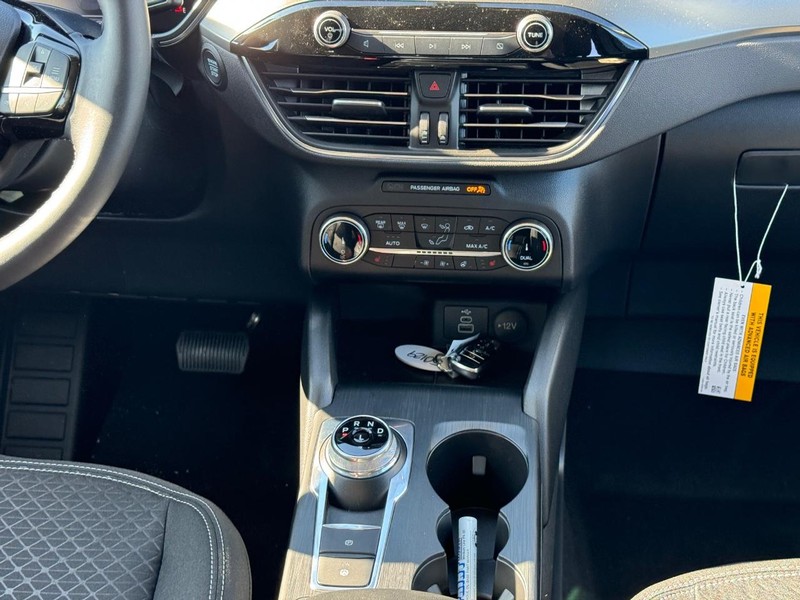 Ford Escape Vehicle Image 17
