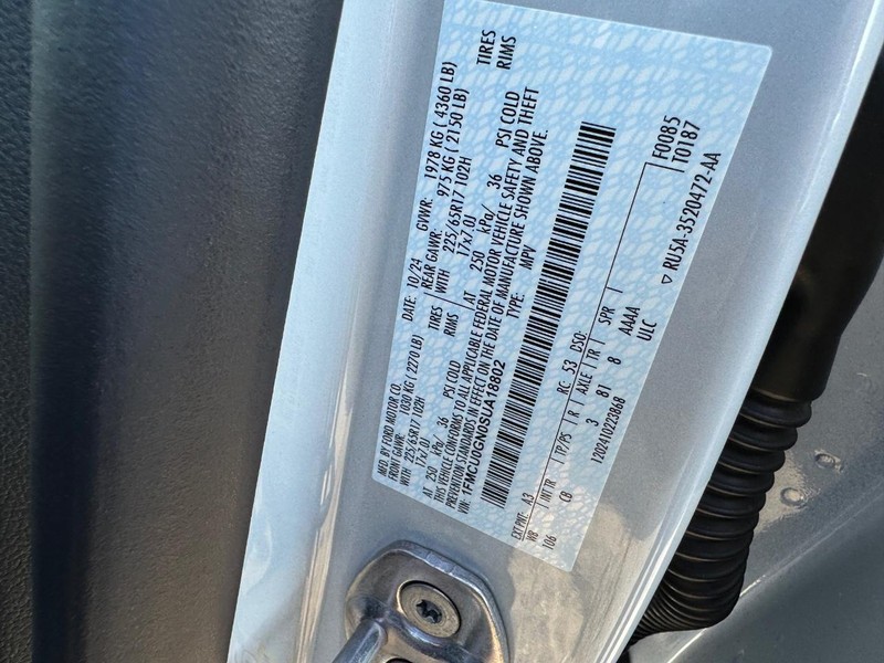 Ford Escape Vehicle Image 25