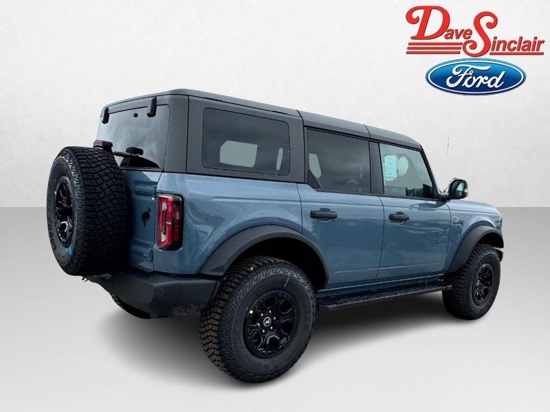 Ford Bronco Vehicle Image 07