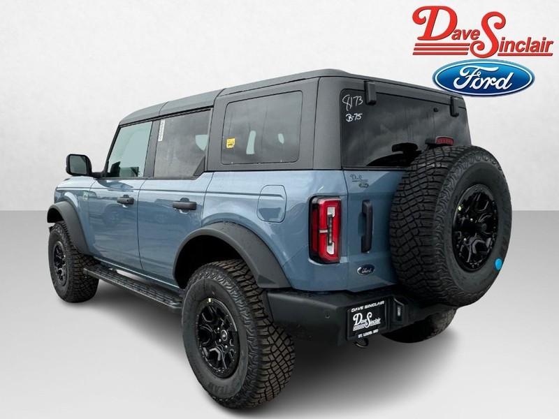 Ford Bronco Vehicle Image 09