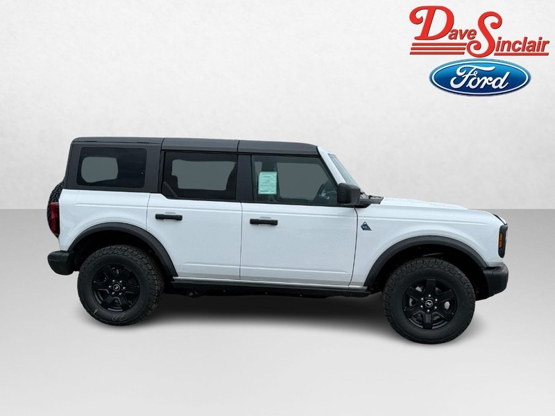 Ford Bronco Vehicle Image 05