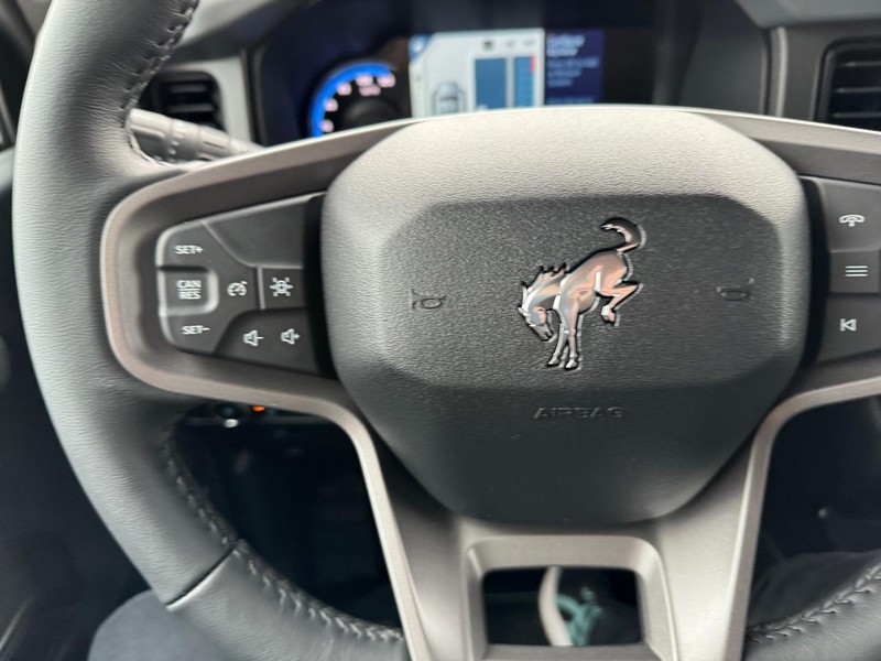 Ford Bronco Vehicle Image 19