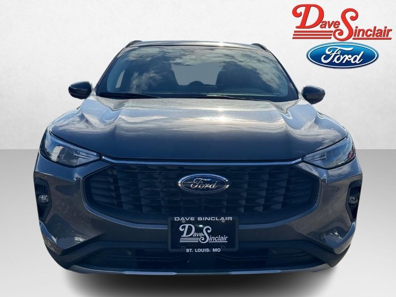 Ford Escape Vehicle Image 02