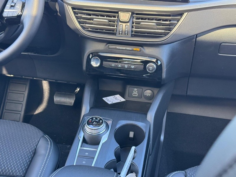 Ford Escape Vehicle Image 18