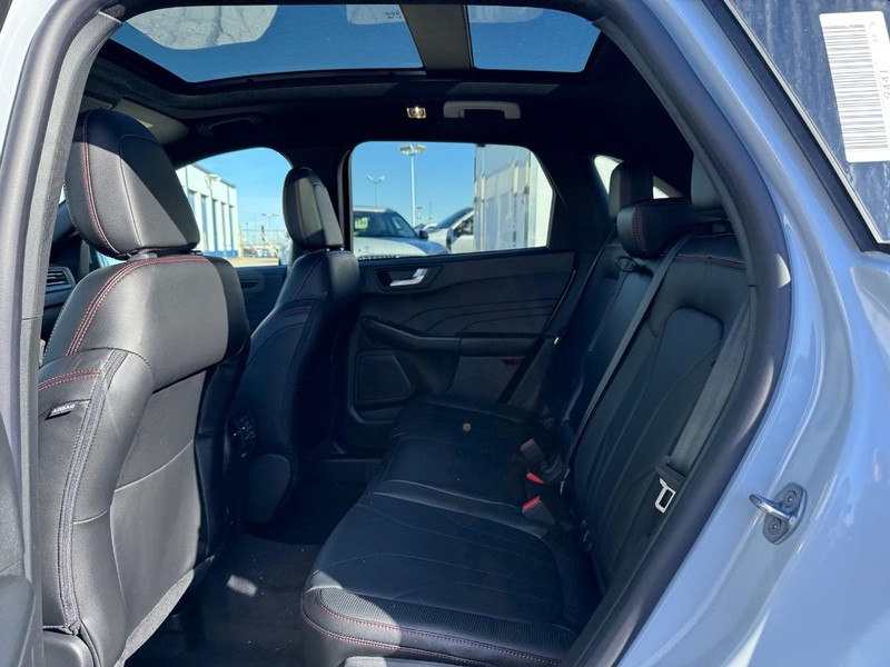 Ford Escape Vehicle Image 12