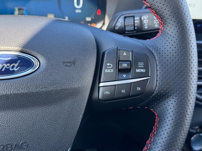 Ford Escape Vehicle Image 24
