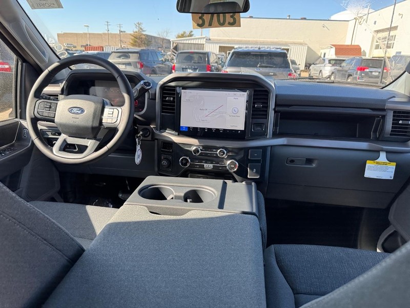 Ford F-150 Vehicle Image 13