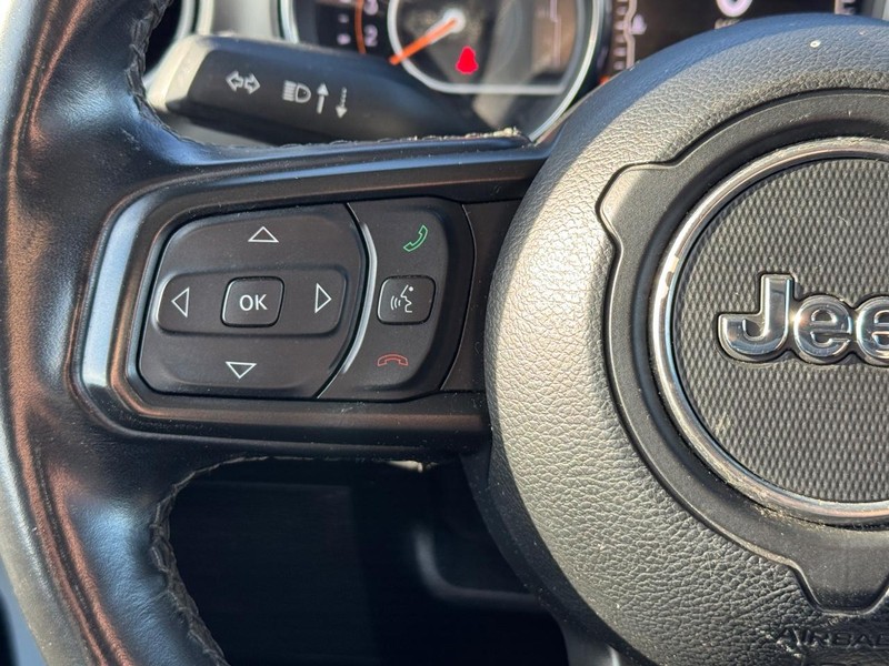 Jeep Wrangler Vehicle Image 22
