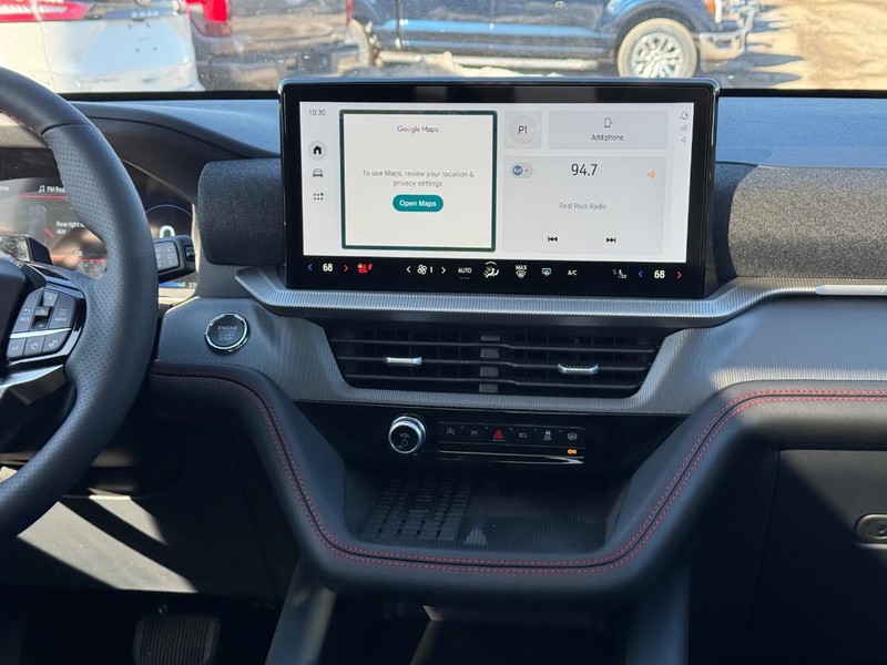Ford Explorer Vehicle Image 19