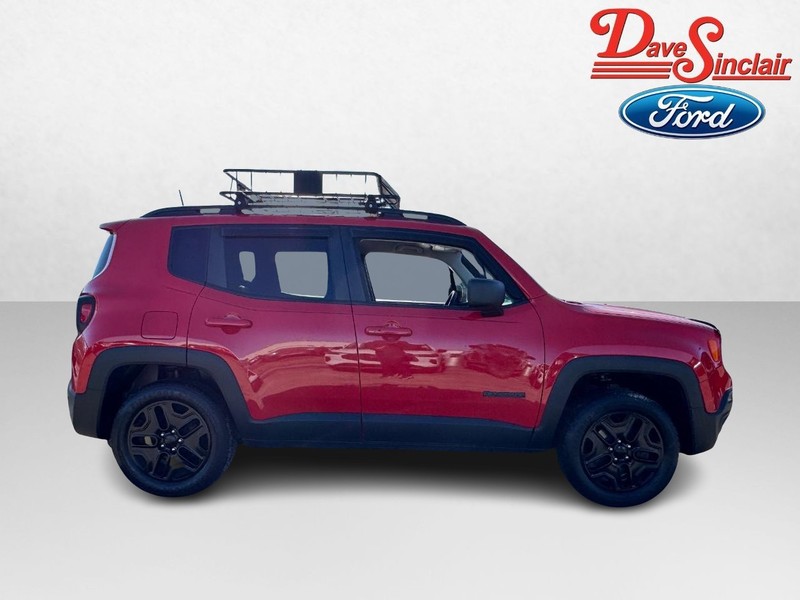Jeep Renegade Vehicle Image 05