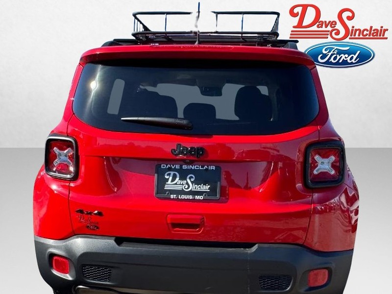 Jeep Renegade Vehicle Image 08