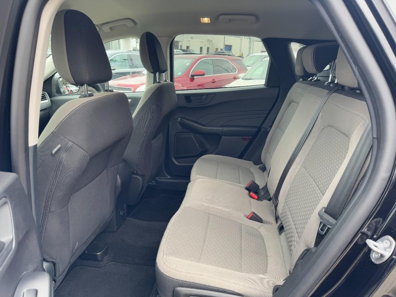 Ford Escape Vehicle Image 12