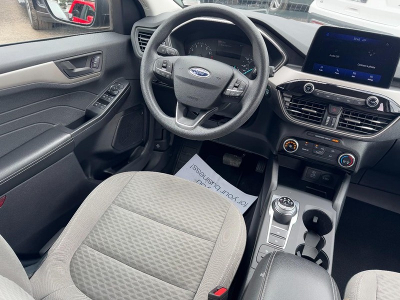 Ford Escape Vehicle Image 14