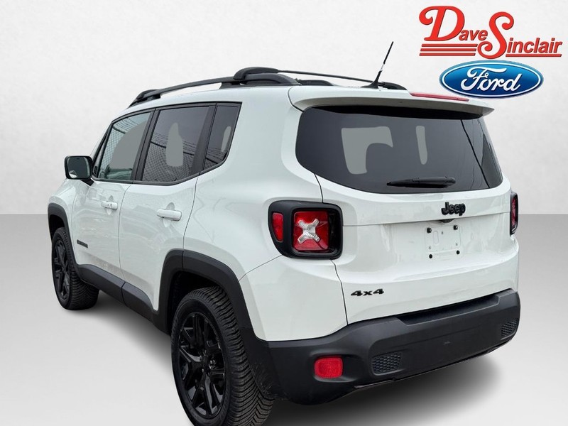 Jeep Renegade Vehicle Image 09