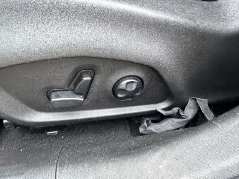 Jeep Renegade Vehicle Image 17