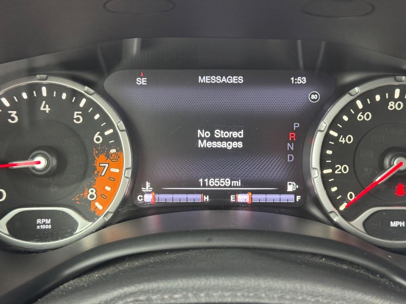 Jeep Renegade Vehicle Image 23