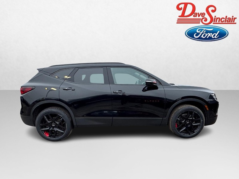 Chevrolet Blazer Vehicle Image 05