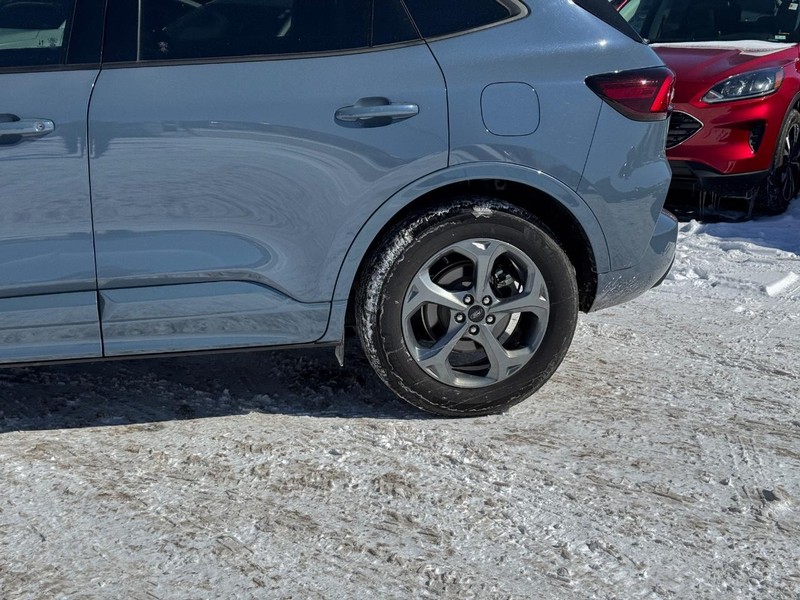 Ford Escape Vehicle Image 11