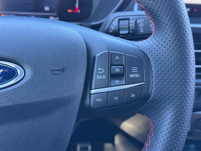 Ford Escape Vehicle Image 22
