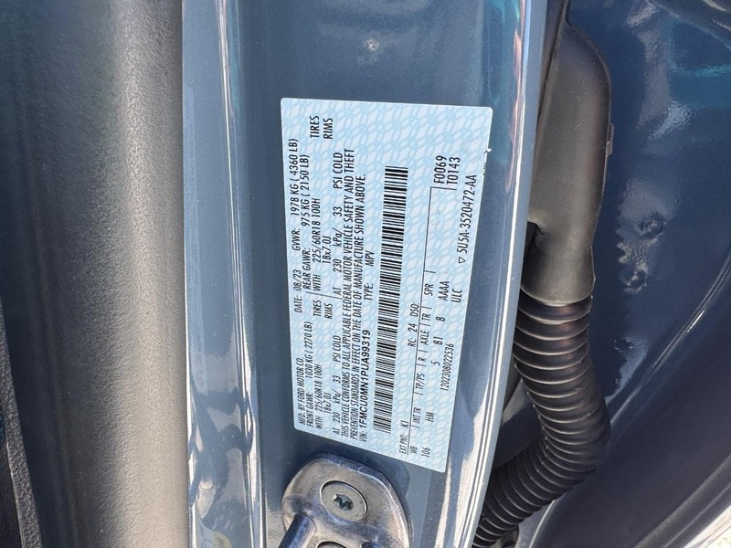 Ford Escape Vehicle Image 26