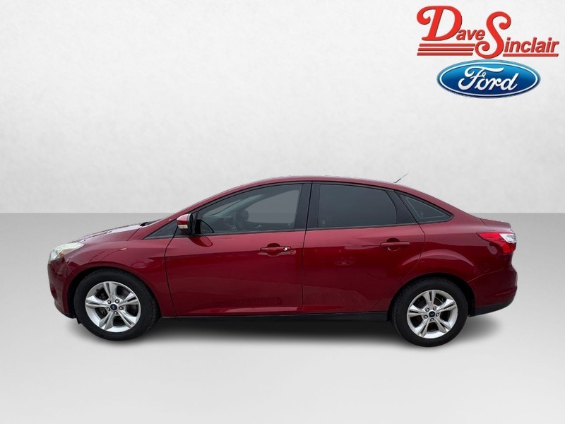 Ford Focus Vehicle Image 10