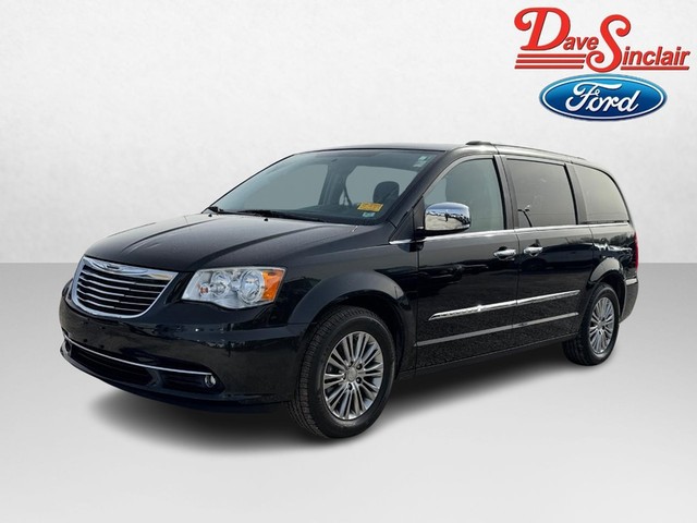 more details - chrysler town & country