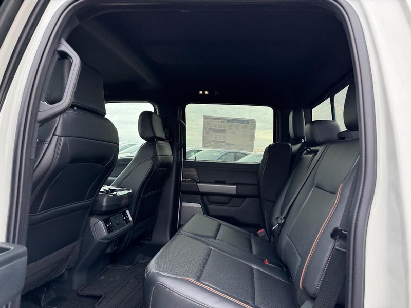 Ford F-150 Vehicle Image 12