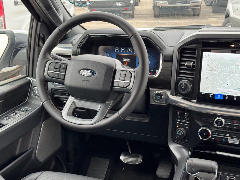 Ford F-150 Vehicle Image 15