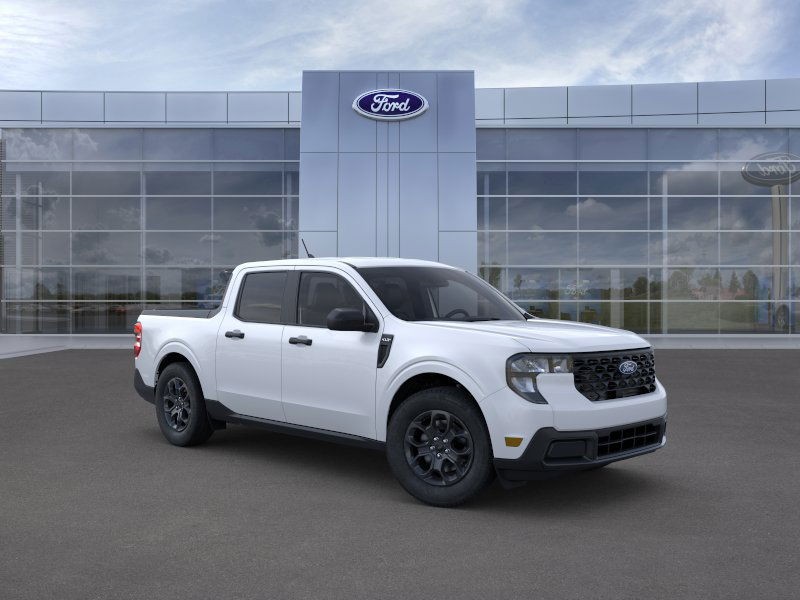 Ford Maverick Vehicle Image 09