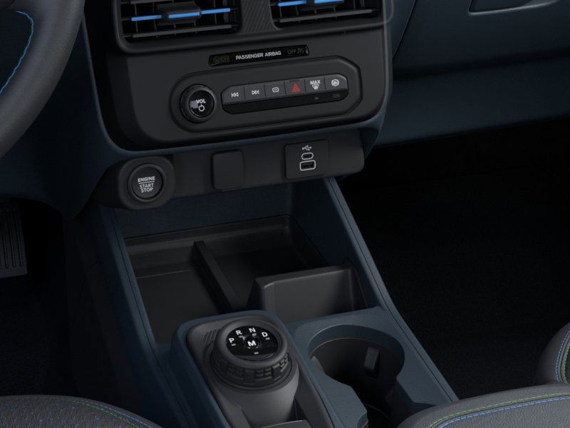 Ford Maverick Vehicle Image 18