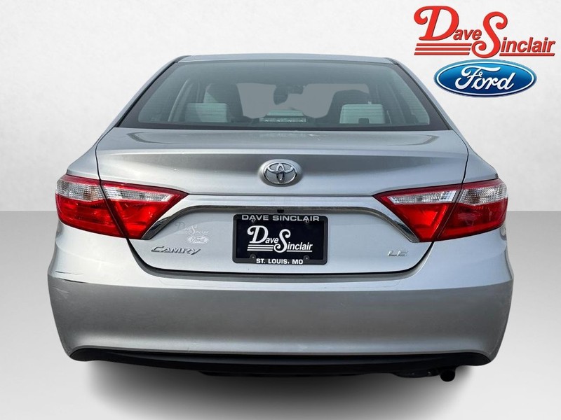 Toyota Camry Vehicle Image 08