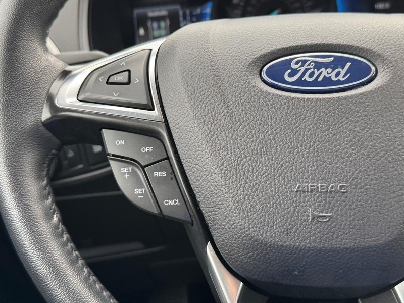 Ford Edge Vehicle Image 20