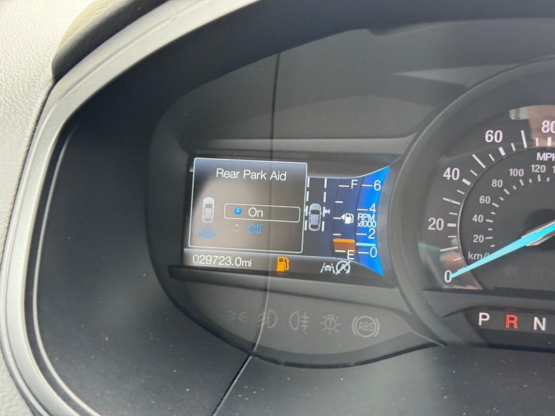 Ford Edge Vehicle Image 24