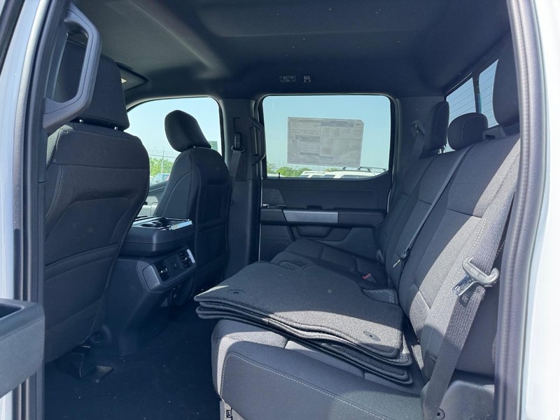 Ford F-150 Vehicle Image 12