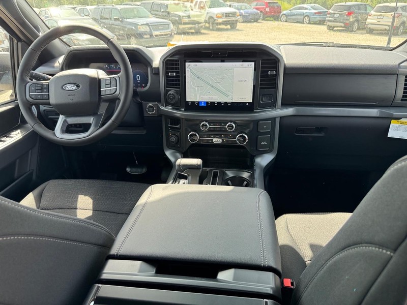 Ford F-150 Vehicle Image 14