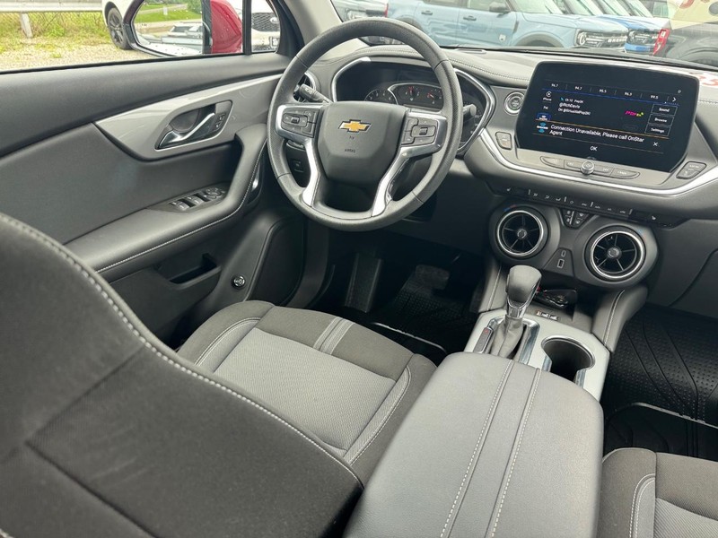 Chevrolet Blazer Vehicle Image 14