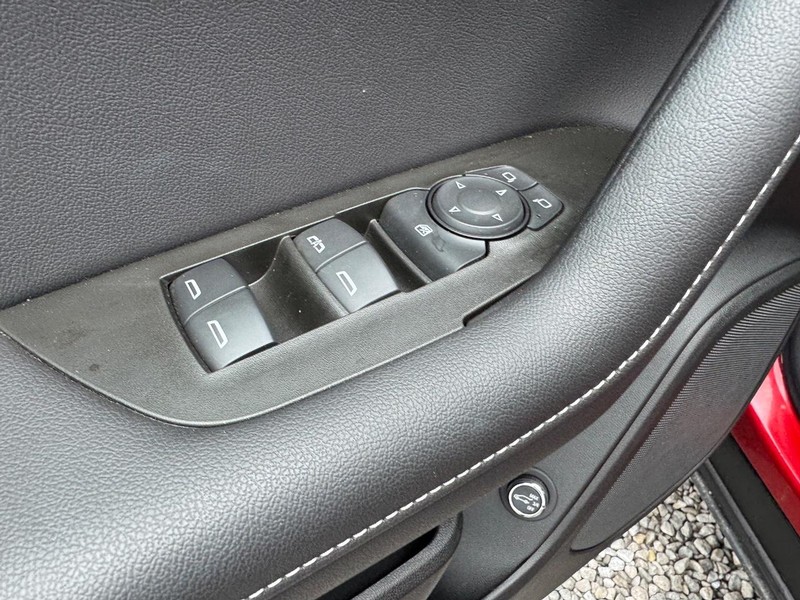Chevrolet Blazer Vehicle Image 18