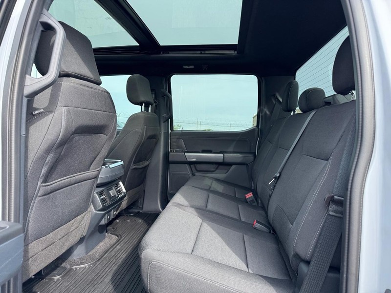 Ford F-150 Vehicle Image 12